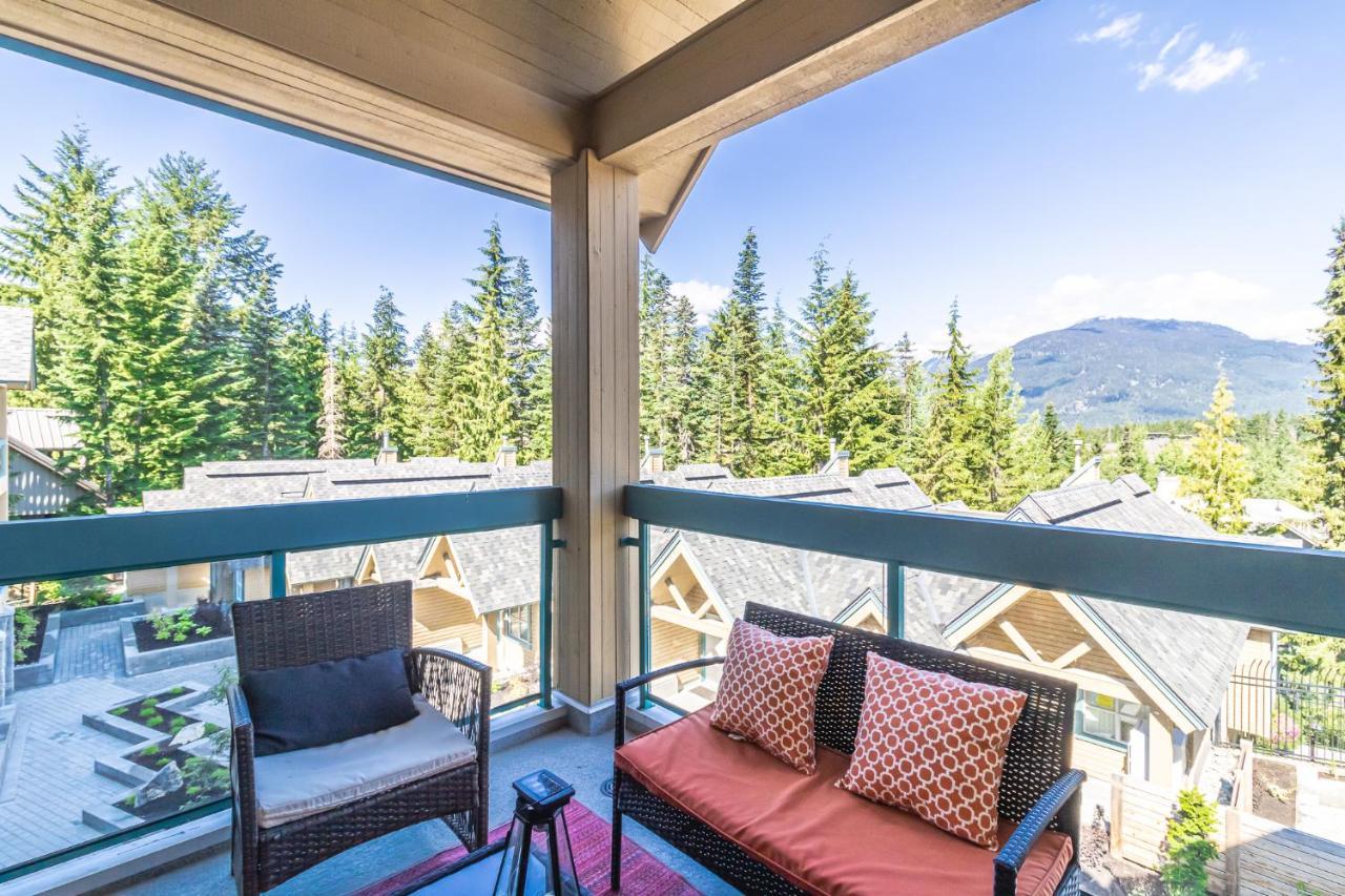 Snowbird Townhouses By Elevate Vacations Whistler Extérieur photo