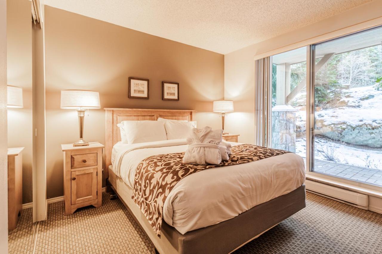 Snowbird Townhouses By Elevate Vacations Whistler Extérieur photo